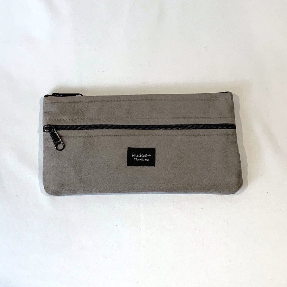 Madison Handbags Zippered Pouch